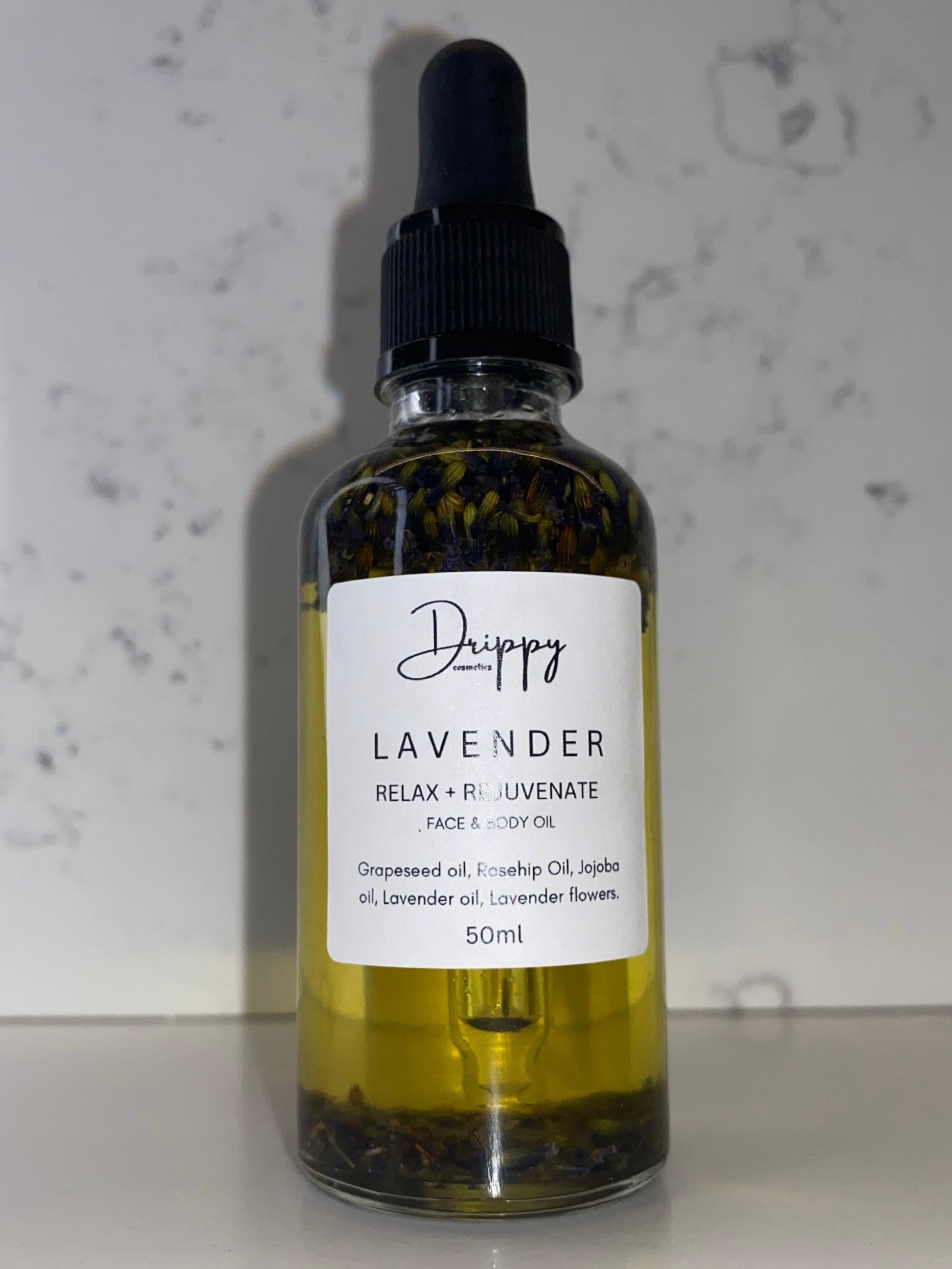 DRIPPY COSMETICSLavender Oil
Lavender oil has been used and cherished for centuries for its unmistakable aroma and myriad benefits. In ancient times, the Egyptians and Romans used Lavender for 