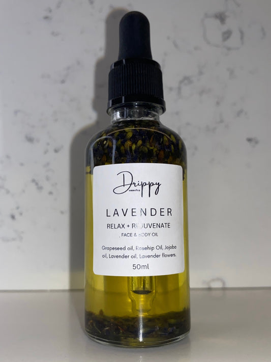 DRIPPY COSMETICSLavender Oil
Lavender oil has been used and cherished for centuries for its unmistakable aroma and myriad benefits. In ancient times, the Egyptians and Romans used Lavender for 